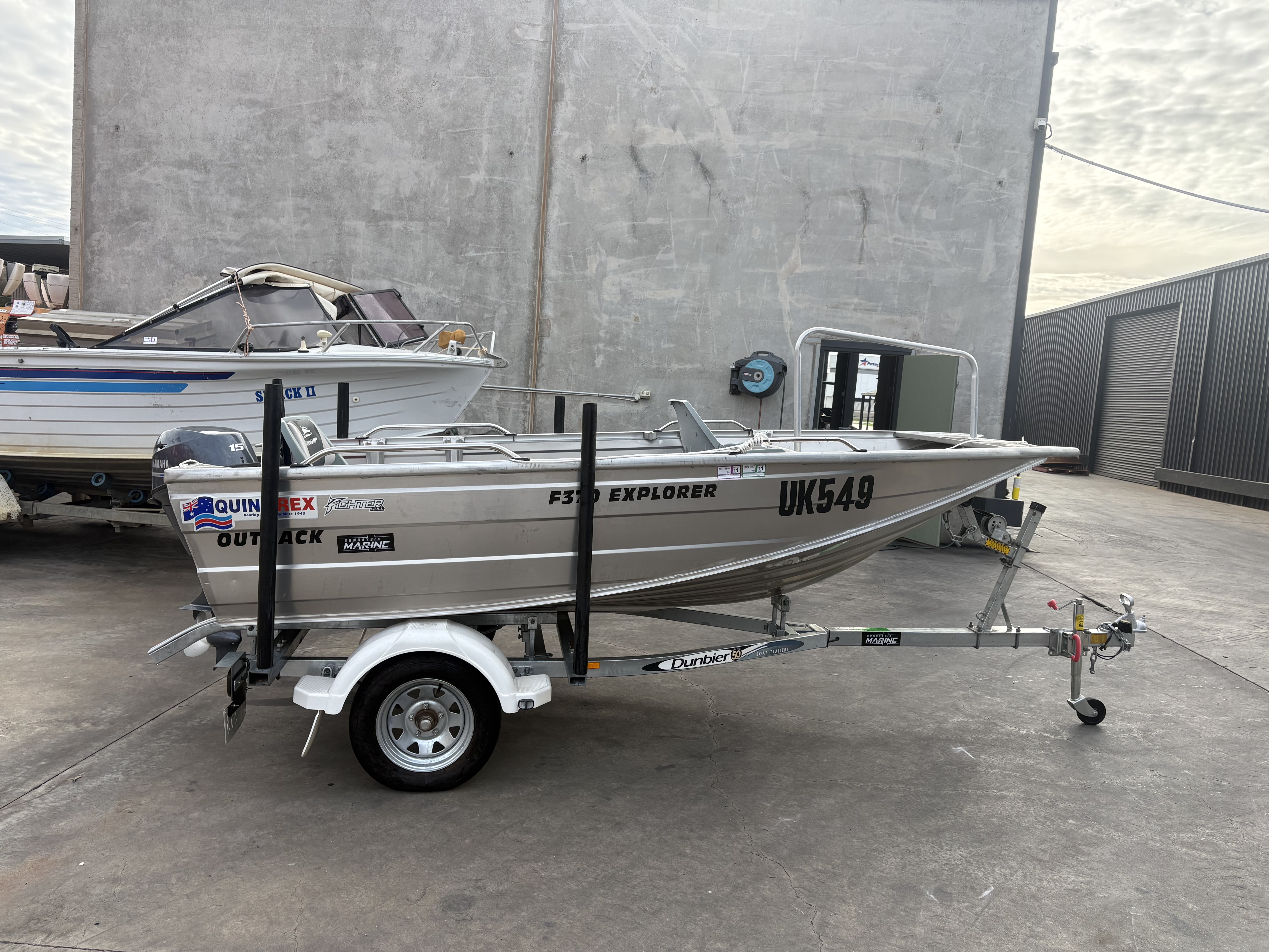 F370 Outback Explorer